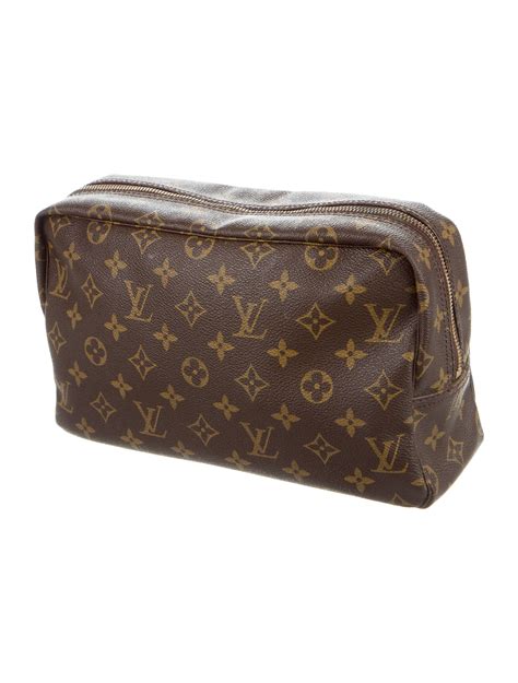 louis vuitton mens toiletry bag|louis vuitton toiletry pouch strap.